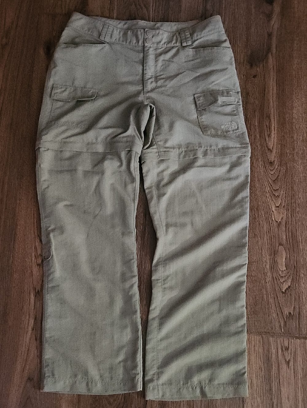 The North Face Women's Cargo Pants/Shorts in Tan